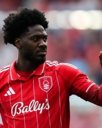 华体会登录入口-电讯报：森林队后卫埃纳因腿筋受伤将长期缺阵，最快12月复出