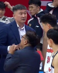华体会官方入口-CCTV5+直播！广东男篮再战北京，杜锋带队殊死一搏，或被2-0横扫